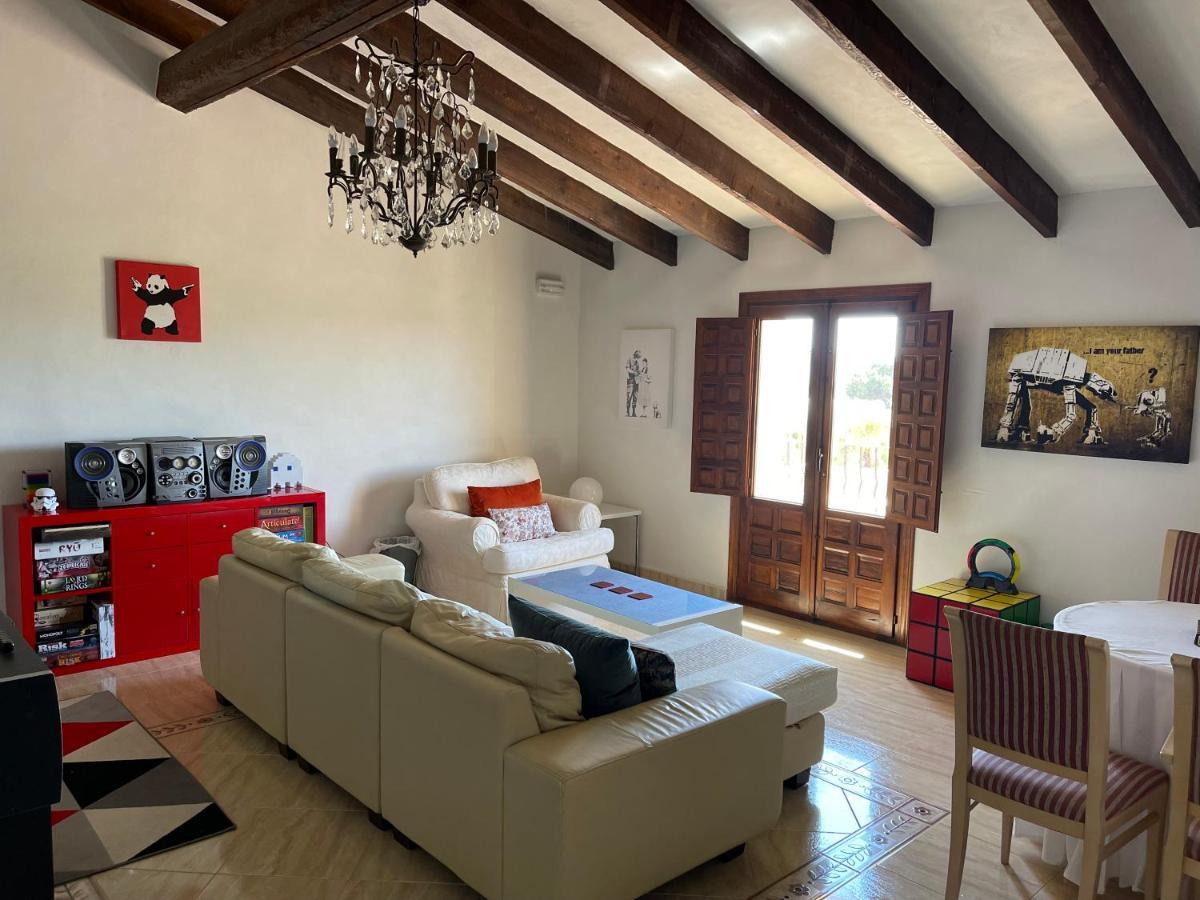 Monovar Grapevine Manor 게스트하우스 외부 사진